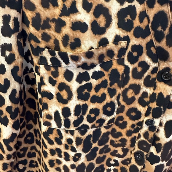 Express XS Animal print portofino shirt - Picture 2 of 8